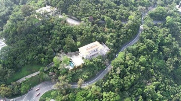 稳拿证券 香港豪宅发生命案 金庸曾持有11年 女佣自尽成最贵凶宅